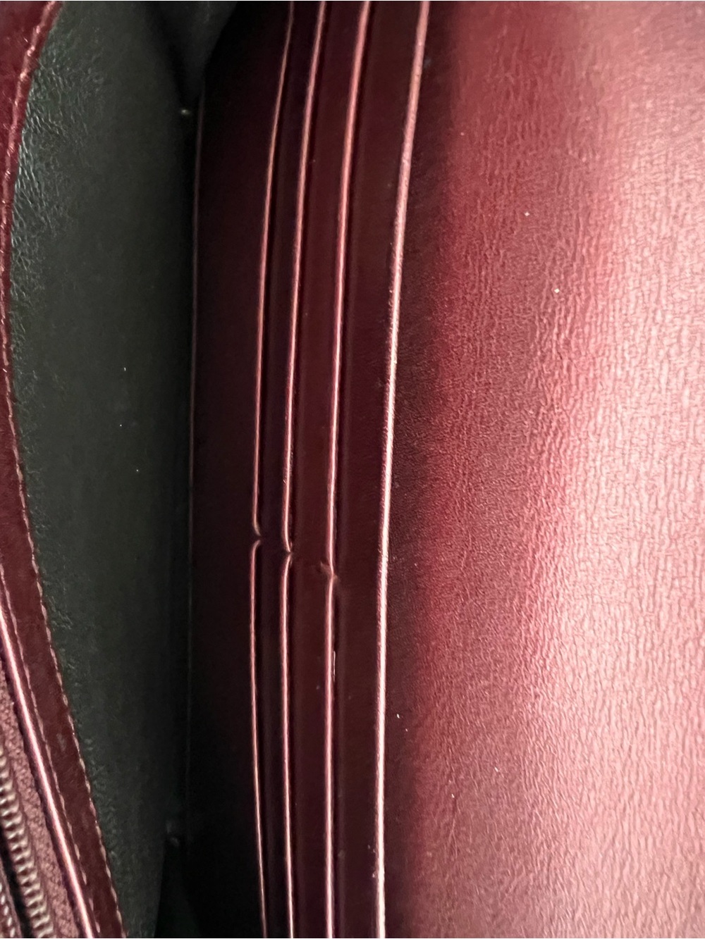 Gucci Burgundy Patent Leather GG Heart Continental Wallet - Picture 7 of 11